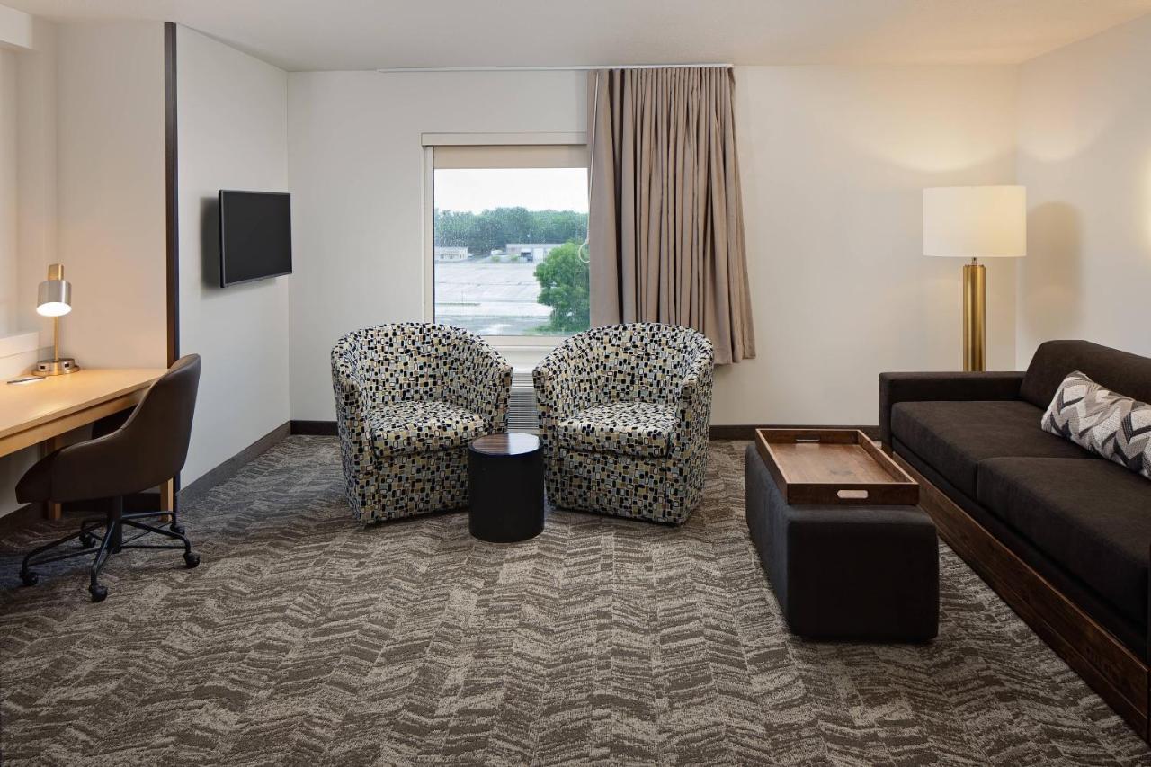 Springhill By Marriott Bay