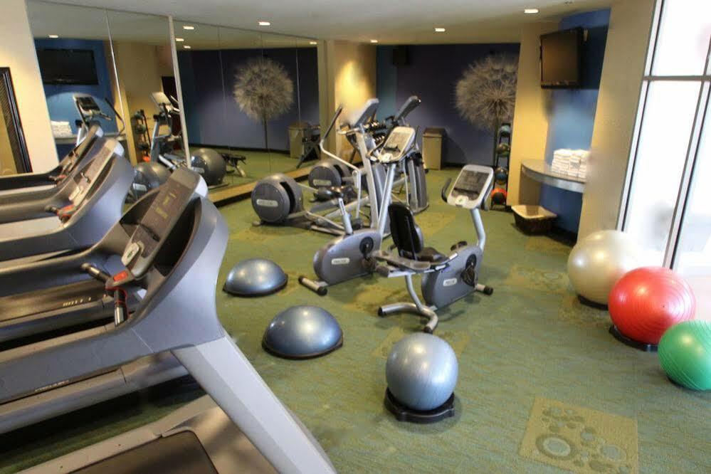 Springhill By Marriott Bay Hotel 3*